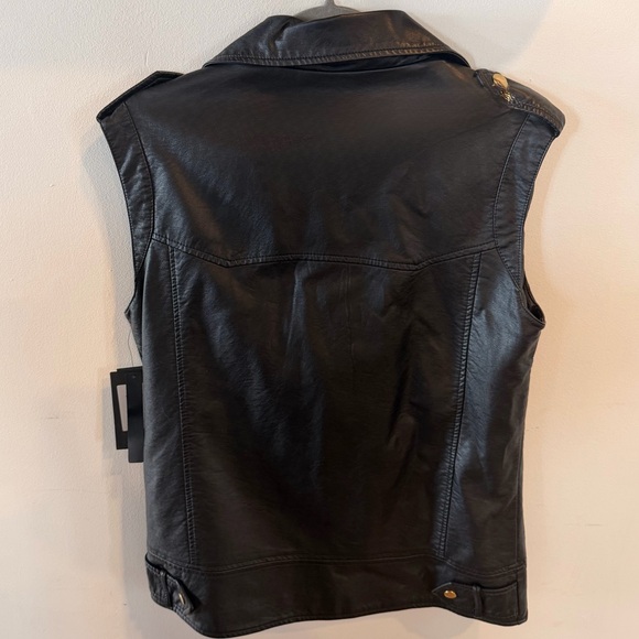 NWT Black Rivet Faux Leather Moto Vest 
Size Medium 
Gold Hardware - Picture 2 of 8